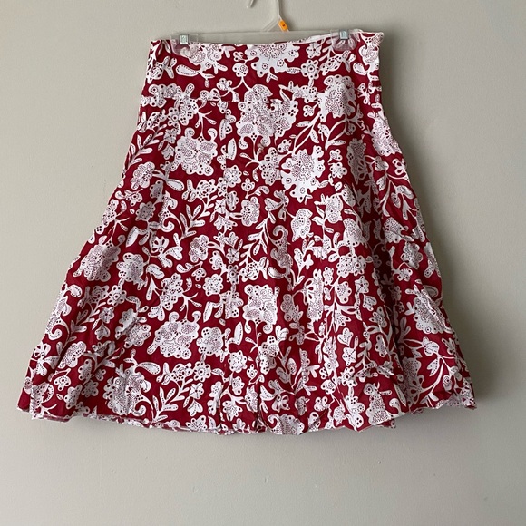Zero Base Red and White Floral Patterned Skirt with Liner Size 36 - Picture 1 of 10